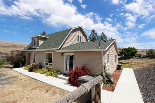 904 3rd St, Asotin, WA, 99402-0136 | Card Image