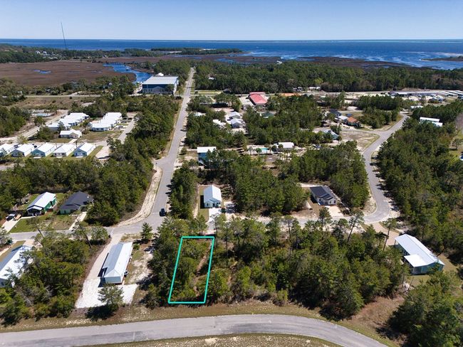 1706 Landing St, Home with 0 bedrooms, 0 bathrooms and null parking in Carrabelle FL | Image 4
