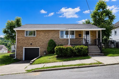 436 Chartiers Ave, Canonsburg, PA, 15317-2112 | Card Image