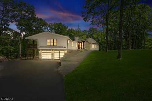 9 Hilltop Rd, Kinnelon, NJ, 07405-2173 | Card Image