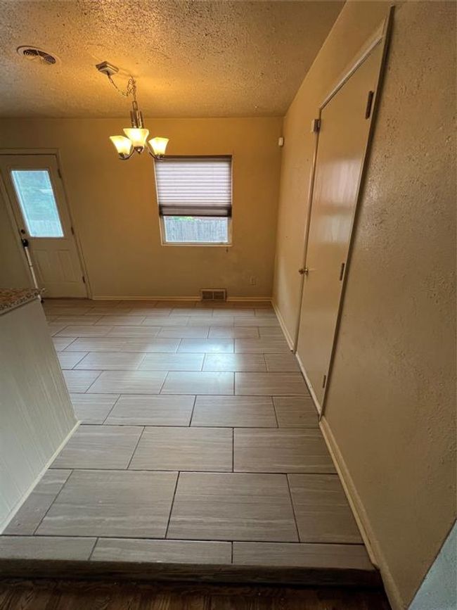 1842 Ne 48 Th St, House other with 3 bedrooms, 1 bathrooms and null parking in Oklahoma City OK | Image 4