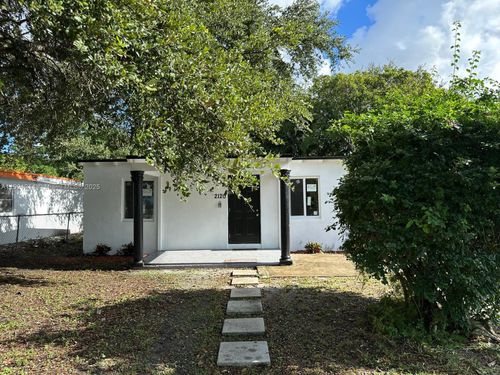 2120 Service Rd, Opa-Locka, FL, 33054-3754 | Card Image