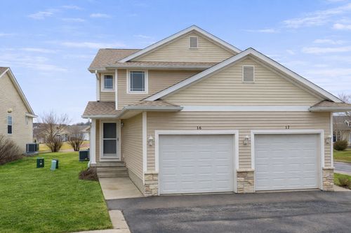unit-16-1450 Tower Ln Ne, Cedar Rapids, IA, 52402-4793 | Card Image