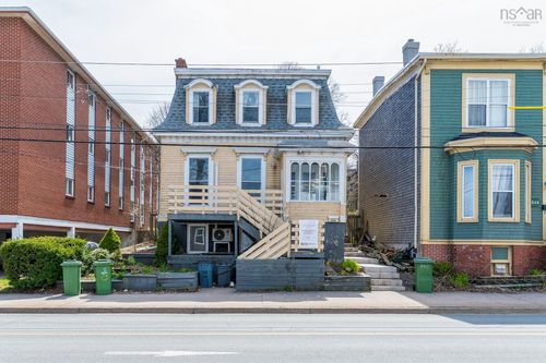 2542 Gottingen St, Halifax, NS, B3K3C4 | Card Image