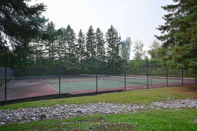 2407 - 8 Lisa St, Condo with 3 bedrooms, 2 bathrooms and null parking in Brampton ON | Image 14