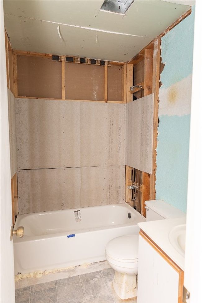Bathroom with vanity and toilet | Image 11