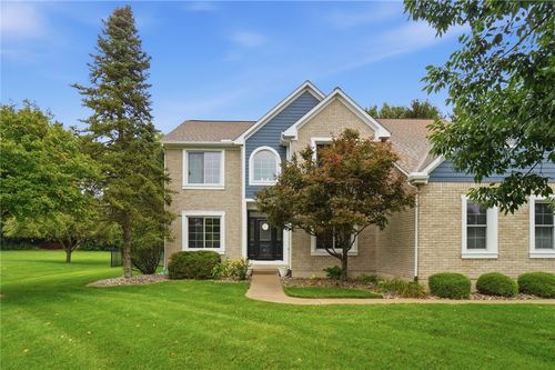 7260 Stone Ridge Dr, Springboro, OH, 45066-9179 | Card Image