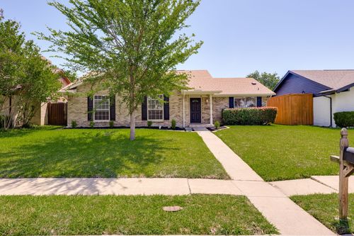 2202 Briarmeadow Dr, Garland, TX, 75044-7542 | Card Image