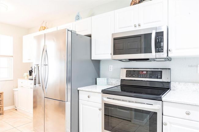 APT-202 - 6334 Grand Oak Cir, Condo with 2 bedrooms, 2 bathrooms and null parking in BRADENTON FL | Image 6