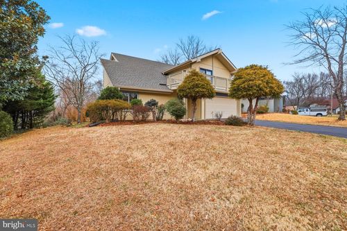 5948 Hall St, SPRINGFIELD, VA, 22152-1401 | Card Image