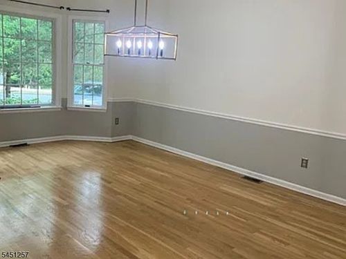 3 Wilson Ln, Monmouth Junction, NJ, 08852-3132 | Card Image