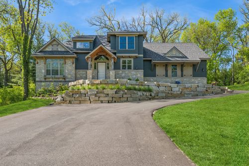 3515 Kings Lair Dr, Spring Grove, IL, 60081-8613 | Card Image