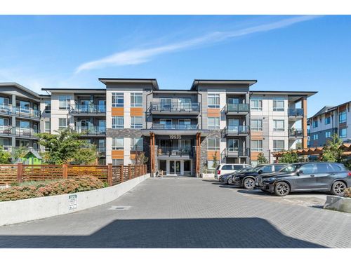 214-19935 75a Ave, Langley, BC, V2Y4L6 | Card Image