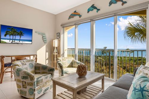 203-27 Harbour Isle Dr W, Hutchinson Island, FL, 34949-2779 | Card Image