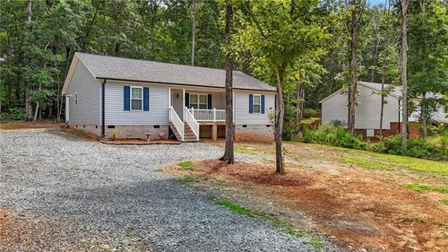 5062 Jordan Valley Rd, Trinity, NC, 27370-8861 | Card Image