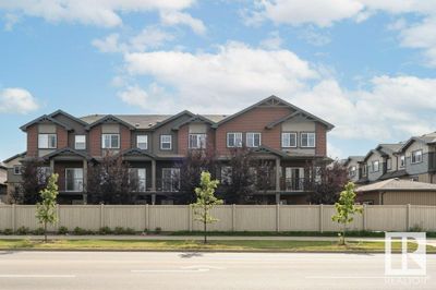 124 - 3305 Orchards Link Sw, Townhouse with 3 bedrooms, 3 bathrooms and null parking in Edmonton AB | Image 2