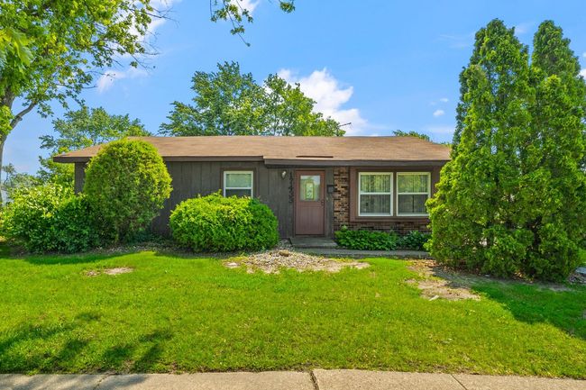 17433 Appletree Dr, House other with 3 bedrooms, 1 bathrooms and 6 parking in Hazel Crest IL | Image 4