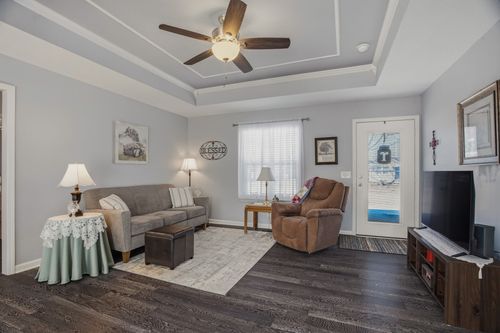 439 Hickory Bend Dr, Greenbrier, TN, 37073-5491 | Card Image