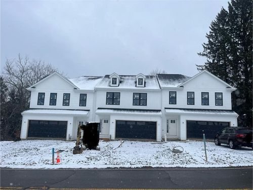 10073-10073 Old Perry Hwy, Wexford, PA, 15090-9319 | Card Image