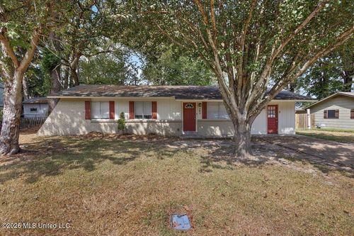 145 W Lisa Dr, Pearl, MS, 39208-5312 | Card Image