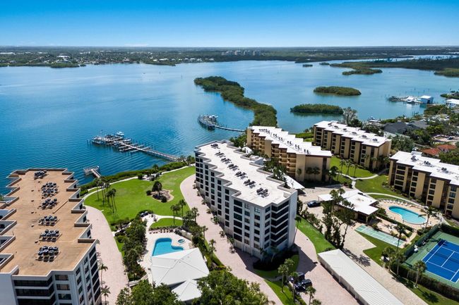 APT-602B - 8735 Midnight Pass Rd, Condo with 2 bedrooms, 2 bathrooms and null parking in SARASOTA FL | Image 4