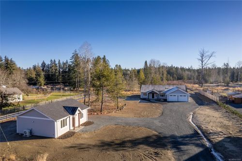 1230 Station Rd, Coombs, BC, V0R1M0 | Card Image