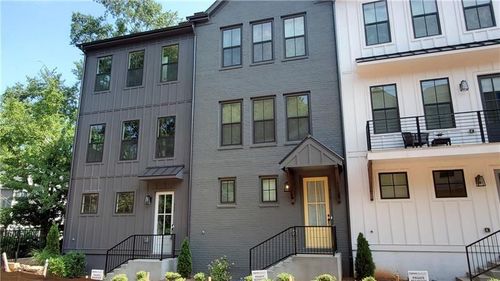 117 Chestnut Cir, Atlanta, GA, 30342-4351 | Card Image