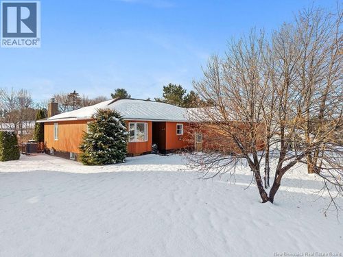 18 Flam St, Miramichi, NB, E1N3Y8 | Card Image