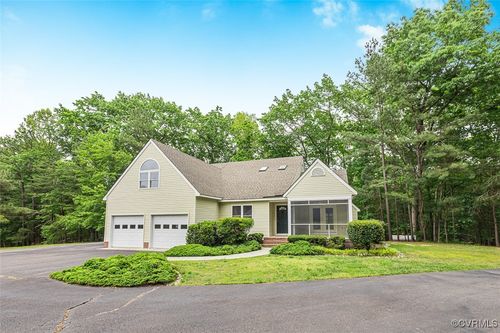 13194 Fair Oaks Ln, Ashland, VA, 23005-7121 | Card Image