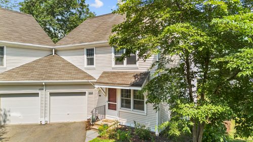 906-906 Briarwood Ct, Rocky Hill, CT, 06067-3828 | Card Image