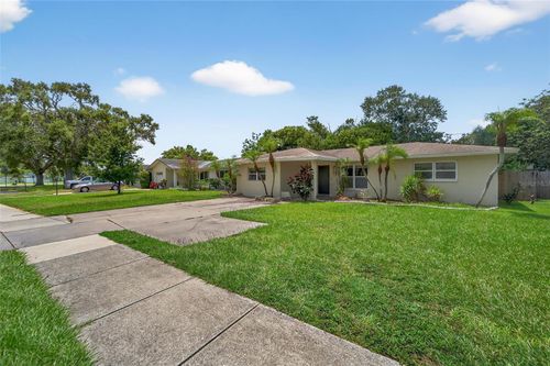 2186 Greenbriar Blvd, CLEARWATER, FL, 33763-1450 | Card Image