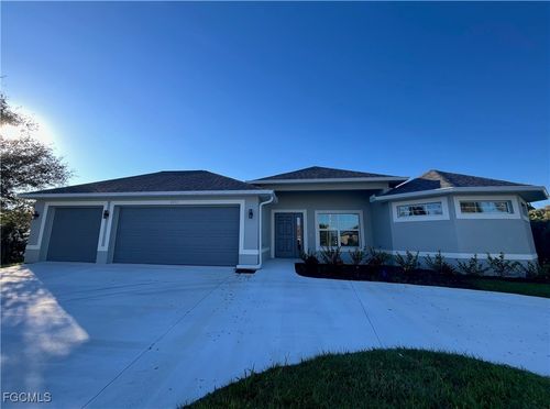 4012 Country Club Blvd, Cape Coral, FL, 33904-5227 | Card Image