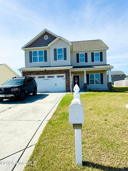 114 Cavalier Dr, Jacksonville, NC, 28546-4650 | Card Image