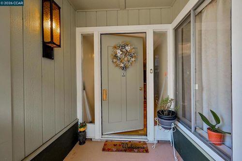 apt-6-1116 Running Springs Rd, Walnut Creek, CA, 94595-2954 | Card Image