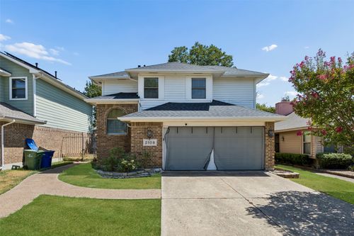 2108 Rose Cliff Ln, Carrollton, TX, 75007-2322 | Card Image