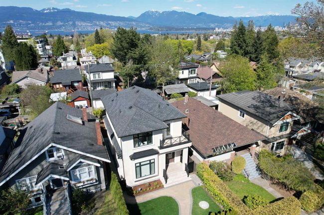 3569 W 18 Th Avenue, House other with 4 bedrooms, 4 bathrooms and 4 parking in Vancouver BC | Image 27
