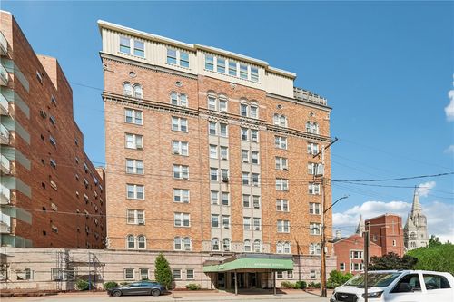 307-144 N Dithridge St, Oakland, PA, 15213-2615 | Card Image