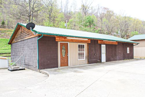 465 Gentry Jones Br, Green Road, KY, 40946-6545 | Card Image