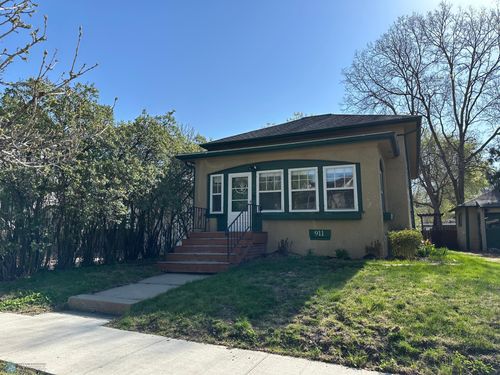911 8th St N, Fargo, ND, 58102-3609 | Card Image