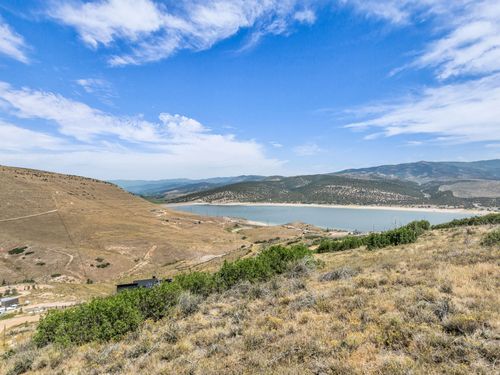 28-28 E Hollow Dr, Coalville, UT, 84017-9504 | Card Image