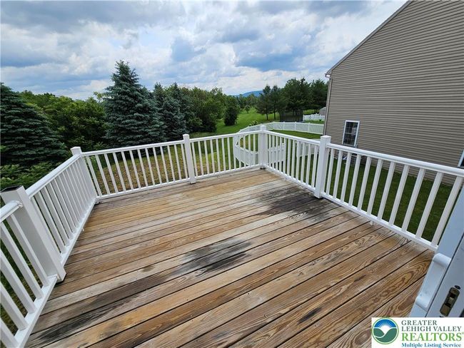 1601 Greystone Cir, House other with 3 bedrooms, 3 bathrooms and null parking in ALBURTIS PA | Image 16