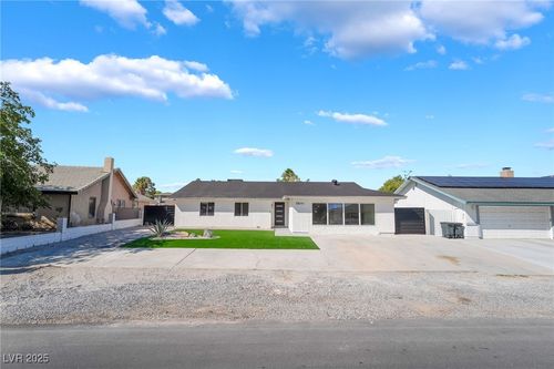 5500 Avenida Vaquero, Las Vegas, NV, 89108-4107 | Card Image