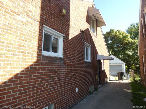 20466 Spencer St, Detroit, MI, 48234-3176 | Card Image
