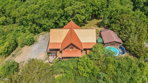 320 Cherry Hill Rd, Newport, TN, 37821-7972 | Card Image