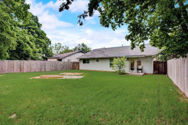 4405 Button Bend Cir, House other with 4 bedrooms, 2 bathrooms and 2 parking in Austin TX | Image 32