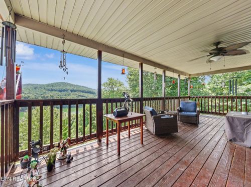 1738 Mountain Shores Rd, New Tazewell, TN, 37825-5392 | Card Image