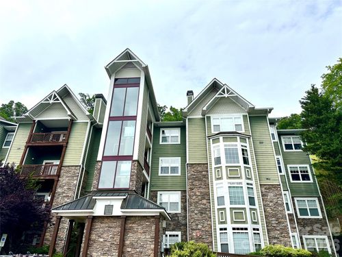 305-2000 Olde Eastwood Village Blvd, Asheville, NC, 28803-1791 | Card Image