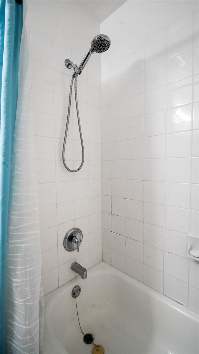 1443 Sw 48 Th Ter, Townhouse with 3 bedrooms, 3 bathrooms and null parking in Deerfield Beach FL | Image 26