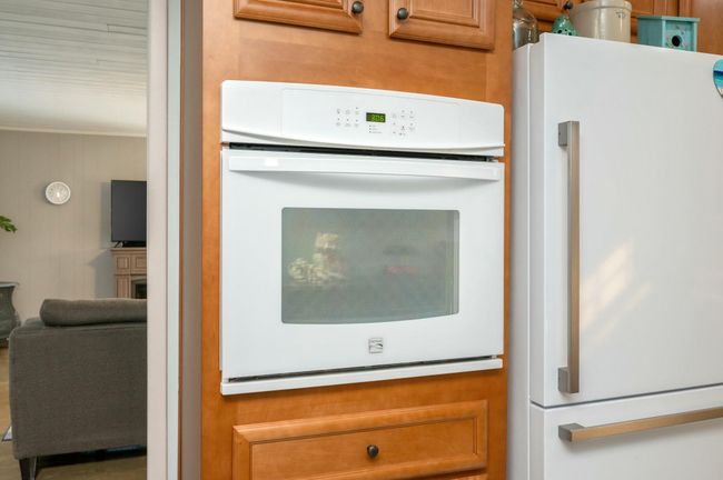 Kitchen | Image 14