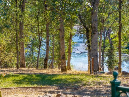 15745 Montgomery Ranch Rd, Redding, CA, 96001-9559 | Card Image